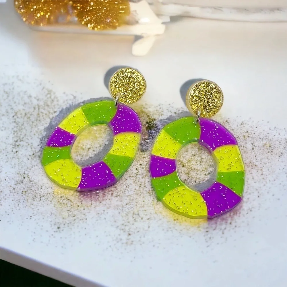 Sweeten Your Mardi Gras: NWT Whimsical King Cake Dangle Earrings!